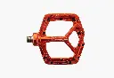 ad30bad5b31f053399cb5304f42f244dfc211973_atlas_pedal_orange_rotation_2_pdp_3x.webp
