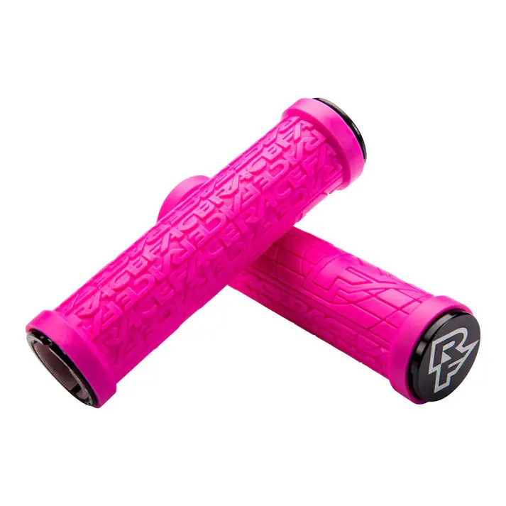 PUÑOSMAGENTA.webp