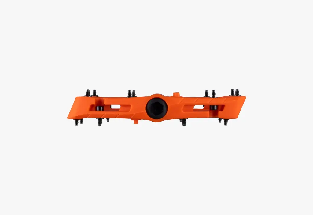 chester_pedal_orange_rotation_2_pdp.webp